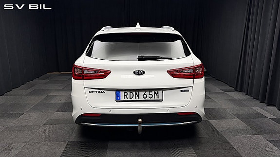 Kia Optima 5 of 30