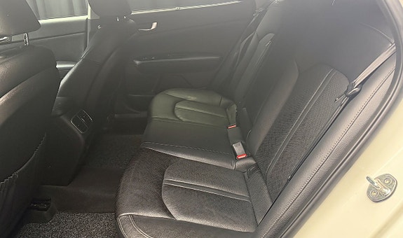 Kia Optima 11 of 30