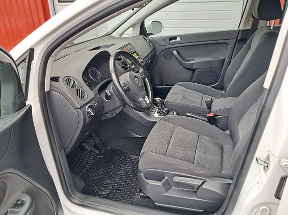 Volkswagen Golf Plus 9 of 15