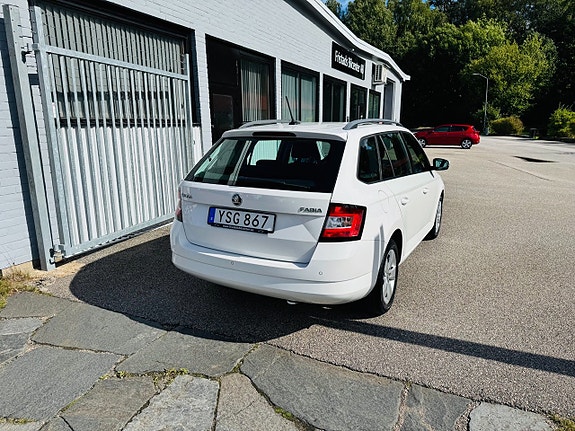 Skoda Fabia 3 of 25