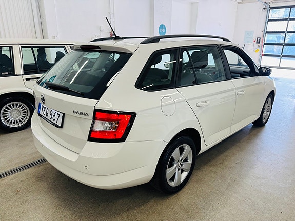 Skoda Fabia 15 of 25