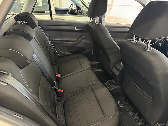 Skoda Fabia 18 of 25