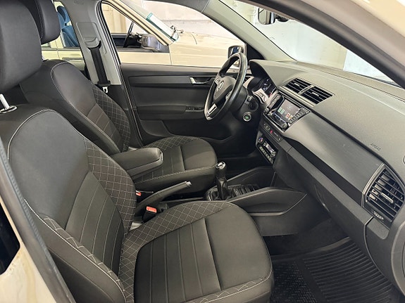Skoda Fabia 17 of 25