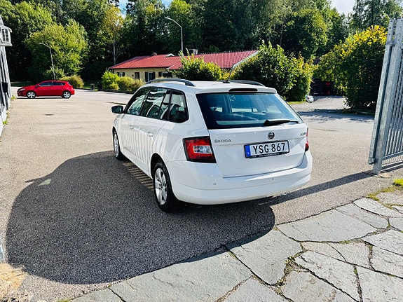 Skoda Fabia 4 of 25