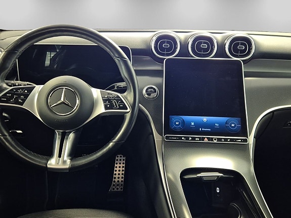 Mercedes-Benz GLC300 de 7 of 14