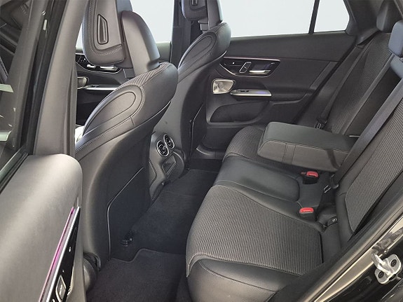 Mercedes-Benz GLC300 de 10 of 14
