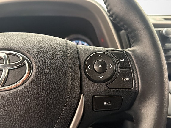 Toyota RAV4 21 of 30