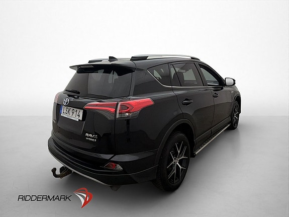 Toyota RAV4 6 of 30
