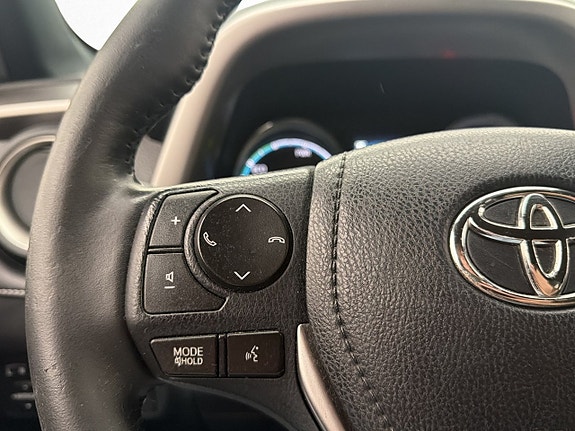 Toyota RAV4 22 of 30