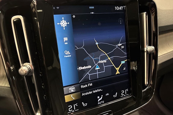 Volvo XC40 16 of 23