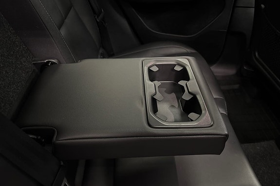 Volvo XC40 20 of 23