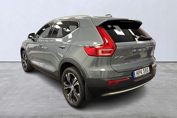Volvo XC40 4 of 23