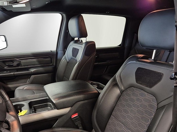 Dodge RAM 1500 7 of 18
