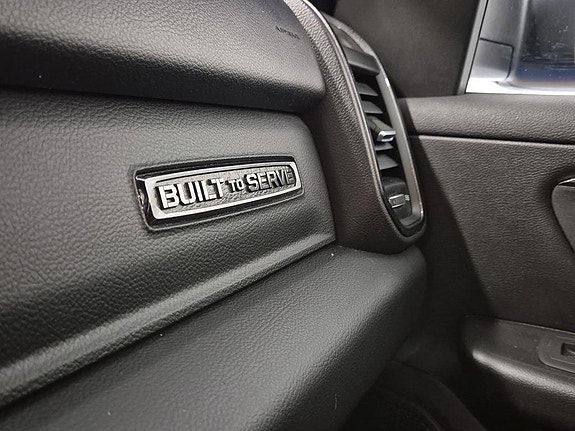 Dodge RAM 1500 14 of 18