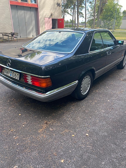 Mercedes-Benz 560 SEC 2 of 15