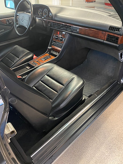 Mercedes-Benz 560 SEC 15 of 15