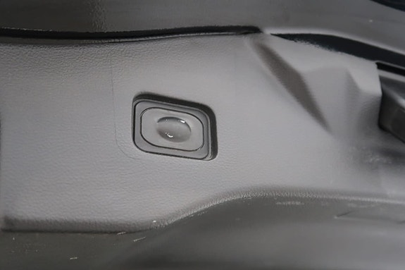 Ford Mondeo 8 of 11
