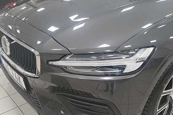 Volvo V60 16 of 18