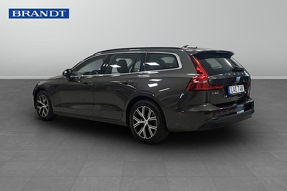 Volvo V60 3 of 18