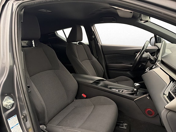 Toyota C-HR 9 of 29