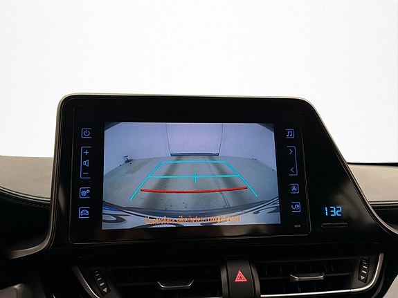 Toyota C-HR 17 of 29