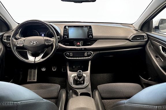 Hyundai i30 6 of 10