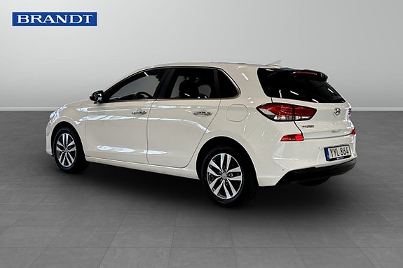 Hyundai i30 3 of 10