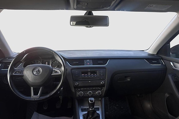 Skoda Octavia 6 of 13