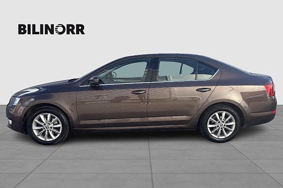 Skoda Octavia 4 of 13