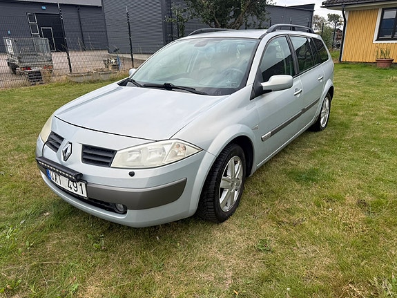 Renault Megane II 2 of 5