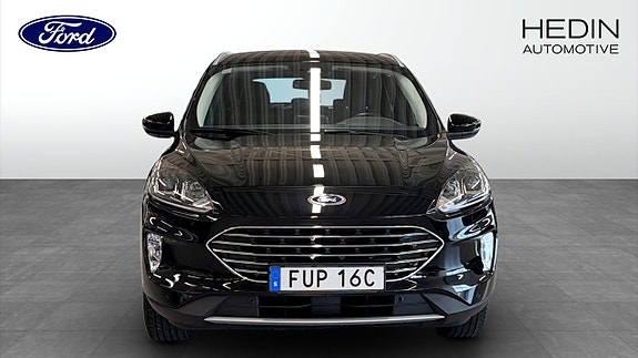 Ford Kuga 8 of 12
