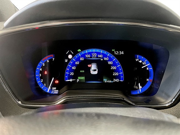 Toyota Corolla 8 of 15