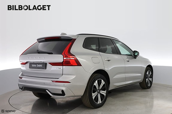 Volvo XC60 4 of 17