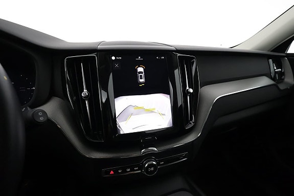 Volvo XC60 13 of 17