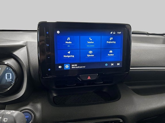 Toyota Yaris 16 of 19