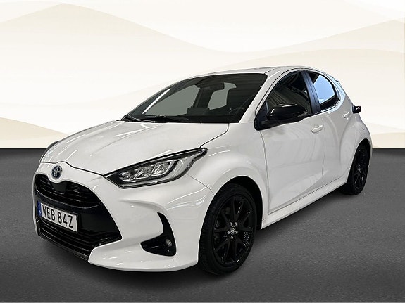Toyota Yaris 19 of 19