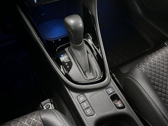 Toyota Yaris 18 of 19