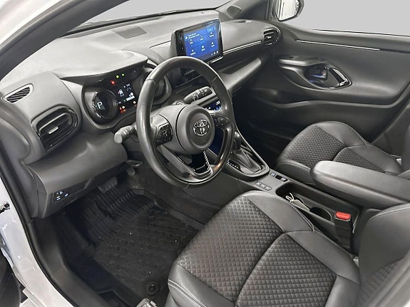 Toyota Yaris 14 of 19