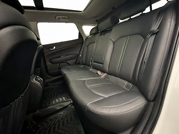 Kia Optima 13 of 30