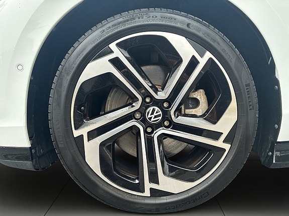 Volkswagen ID.7 14 of 26