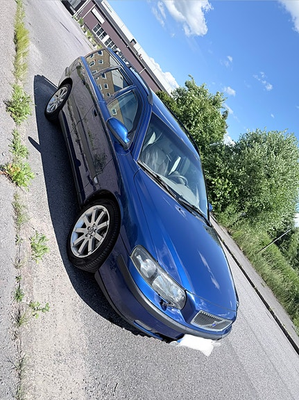 Volvo V70 4 of 4