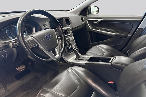 Volvo V60 8 of 21