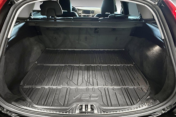 Volvo V60 14 of 21