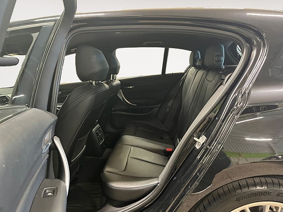 BMW 118i 13 of 26