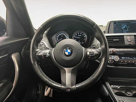 BMW 118i 12 of 26