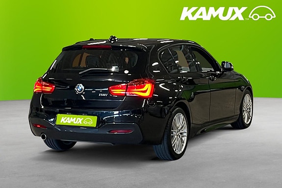 BMW 118i 4 of 26
