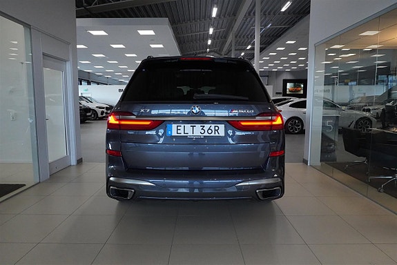 BMW X7 6 of 14
