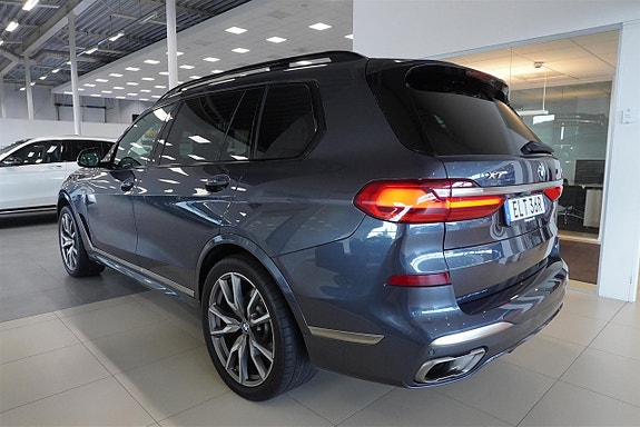 BMW X7 7 of 14