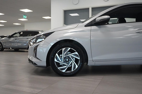 Hyundai i20 4 of 14
