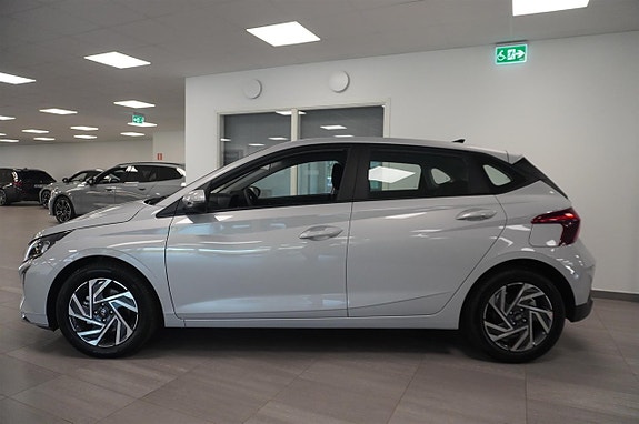 Hyundai i20 5 of 14